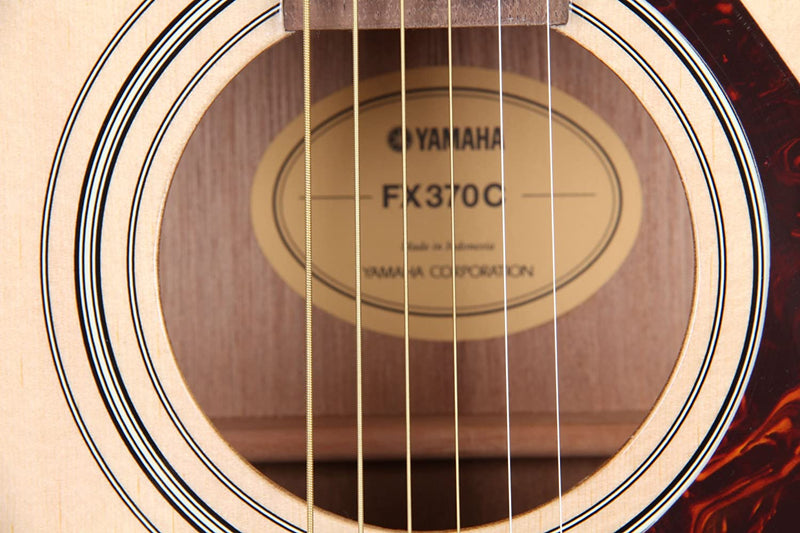 Yamaha FX370C Cutaway Chitarra Elettroacustica per studenti o esperti, Naturale